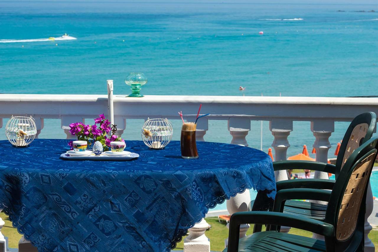Andretina Sea View Apartments Планос Екстер'єр фото